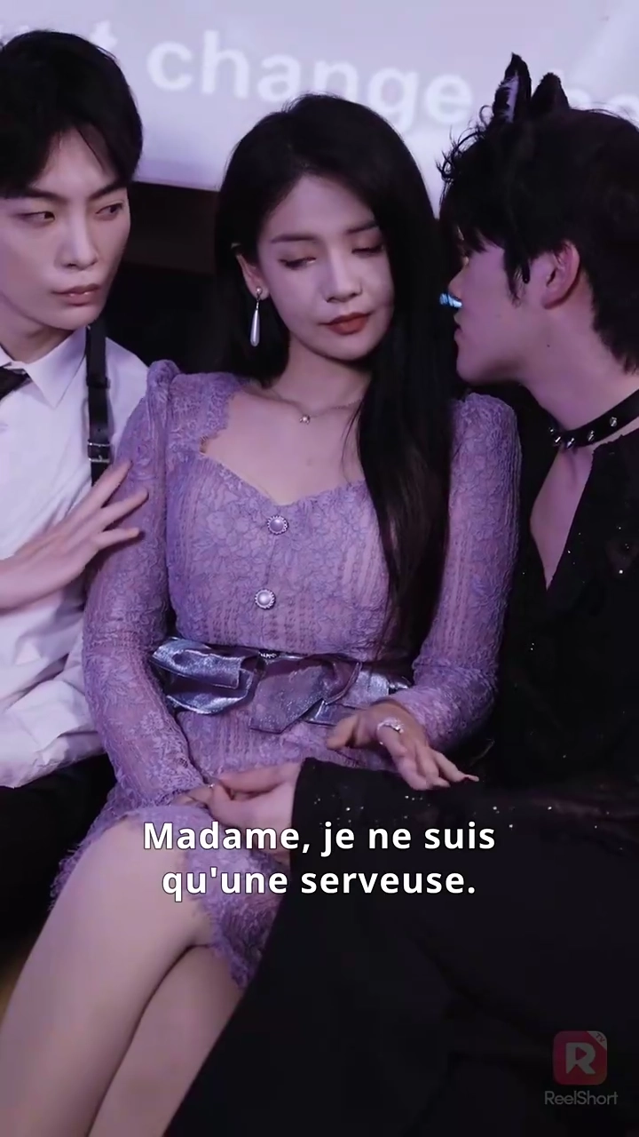 La femme intrépide et son jeune alliéPhoto