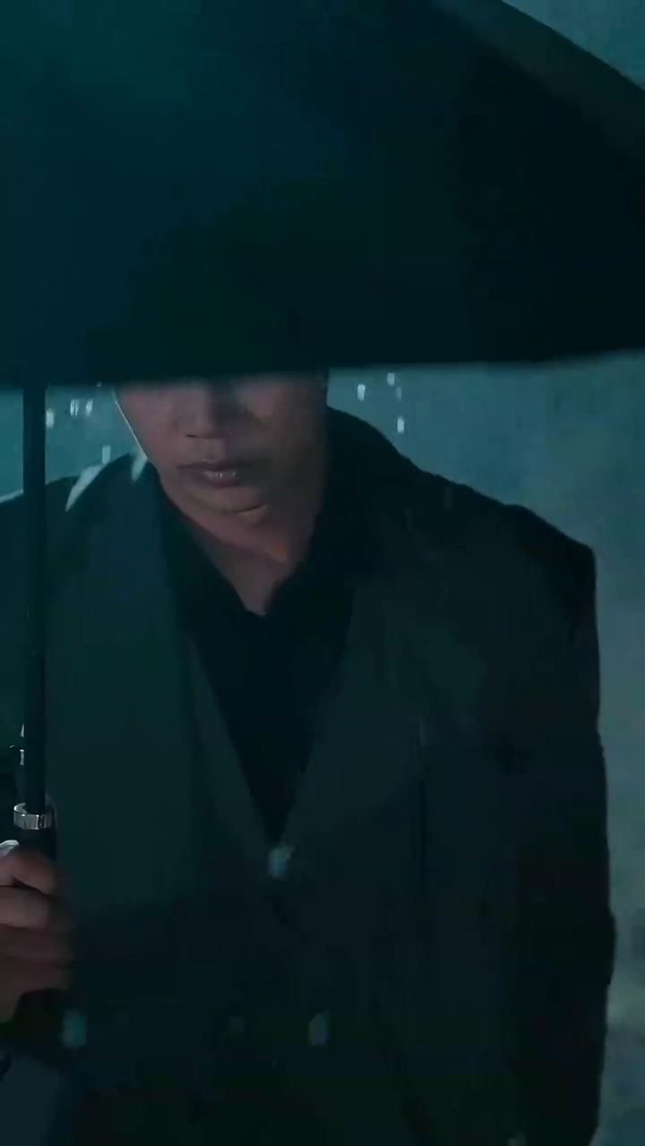 離婚後、彼女の嘆き写真