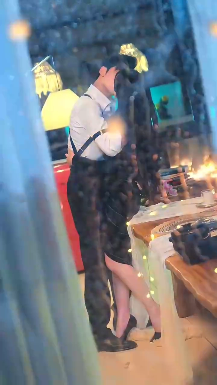 暗闇に復讐の花嫁写真