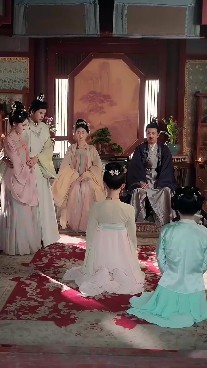 仏前の灯火に君は映らない写真