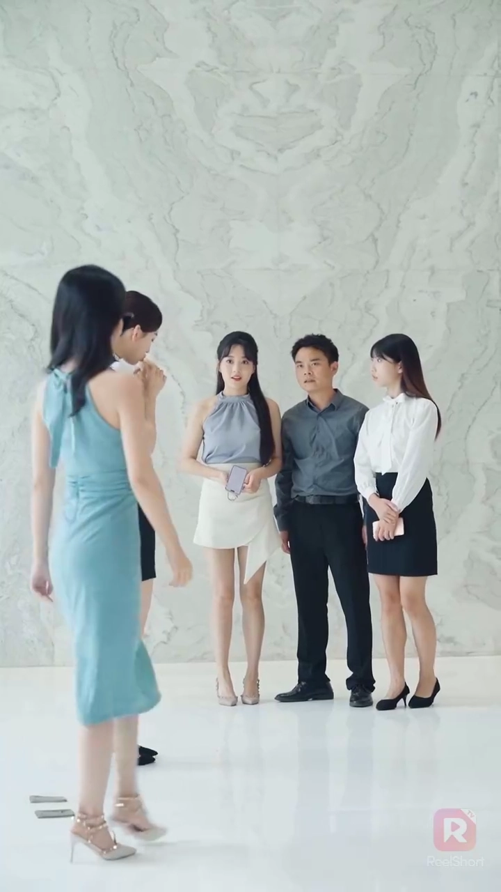 ทายาทลับ จากความจนสู่ความรวยรูปภาพ