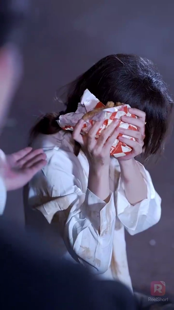 รักที่กลับมา: หวานและดื้อรูปภาพ