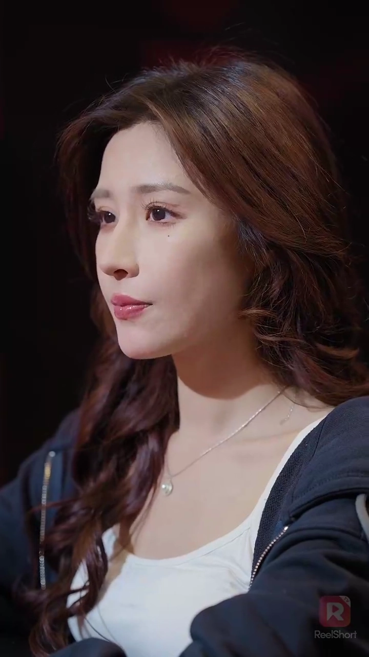 ราชินีคืนบัลลังก์ แพ้ทั้งโลกเพื่อชนะเธอรูปภาพ