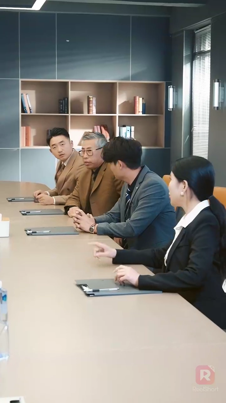 ที่แท้ ภรรยาของคุณคือยักษ์ใหญ่รูปภาพ