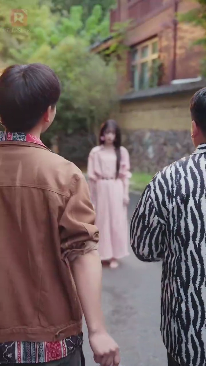 รักนี้ร่วมสมคบคิด ทะลวงฟ้าดินรูปภาพ