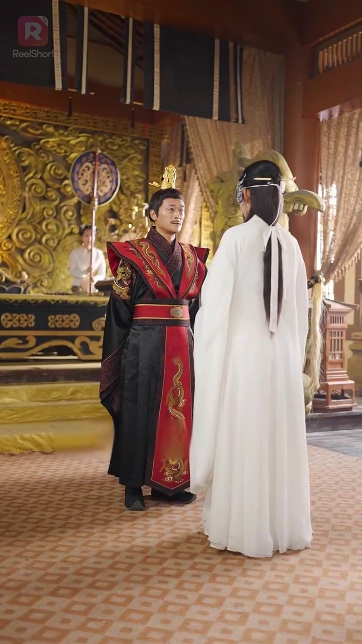 (พากย์) จันทราอาบโลหิตรูปภาพ