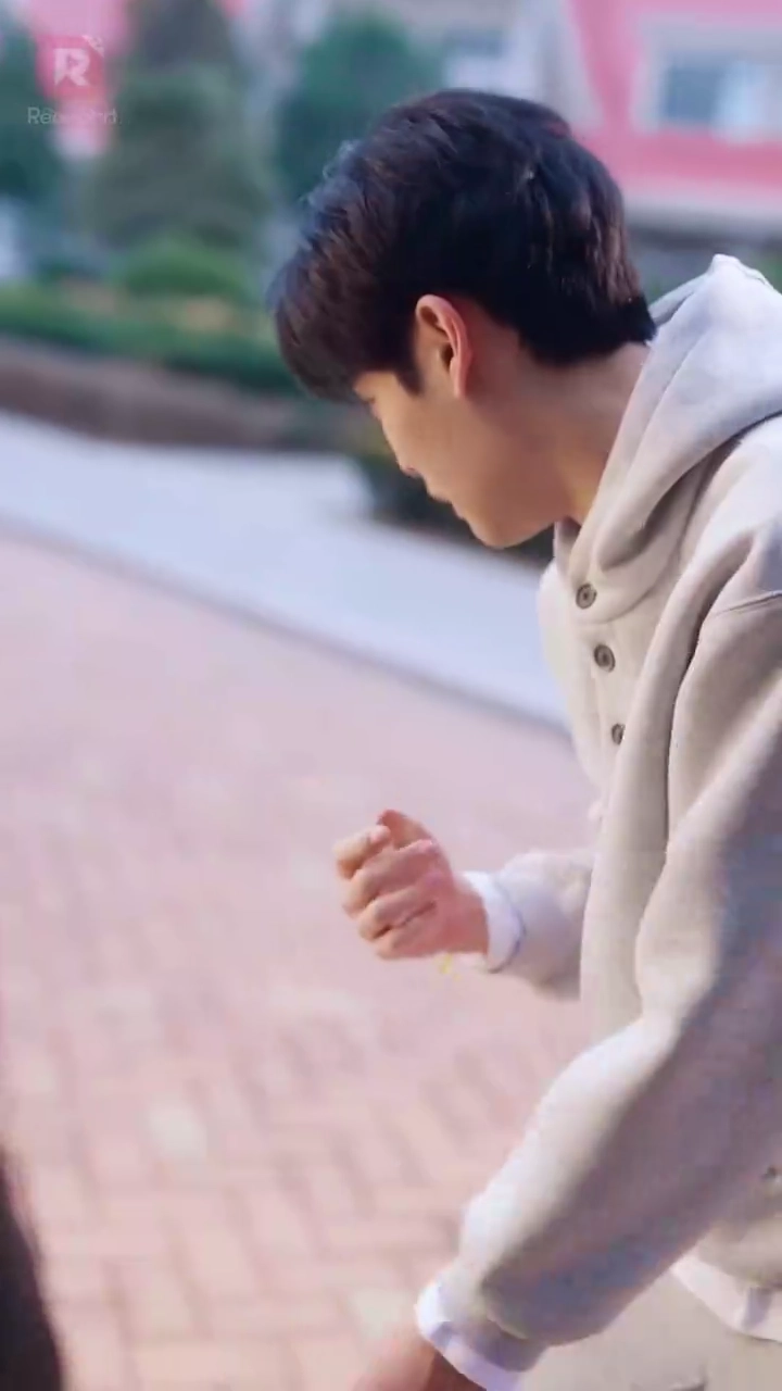 เงียบรักสะท้อนแค้นรูปภาพ