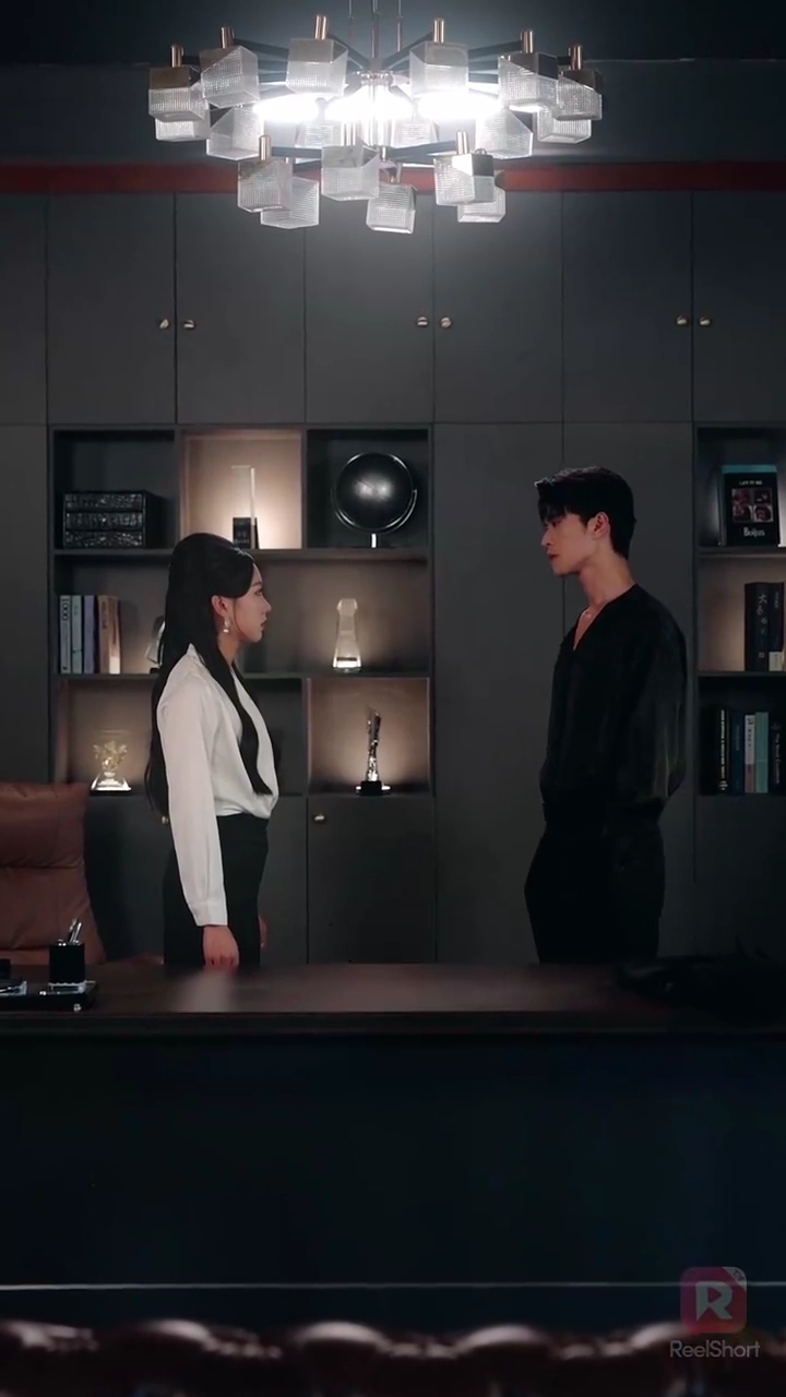 ความลับของเขา กรรมของเขารูปภาพ