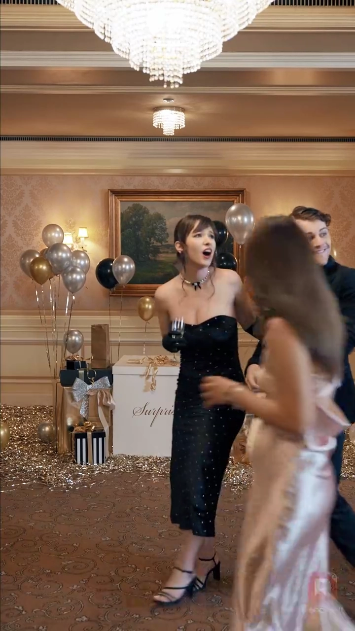 กลับมารัก ทายาทปกป้องรูปภาพ