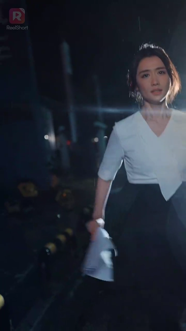 ถูกทายาทชนชั้นสูงเอาเปรียบหลังหย่าร้างรูปภาพ