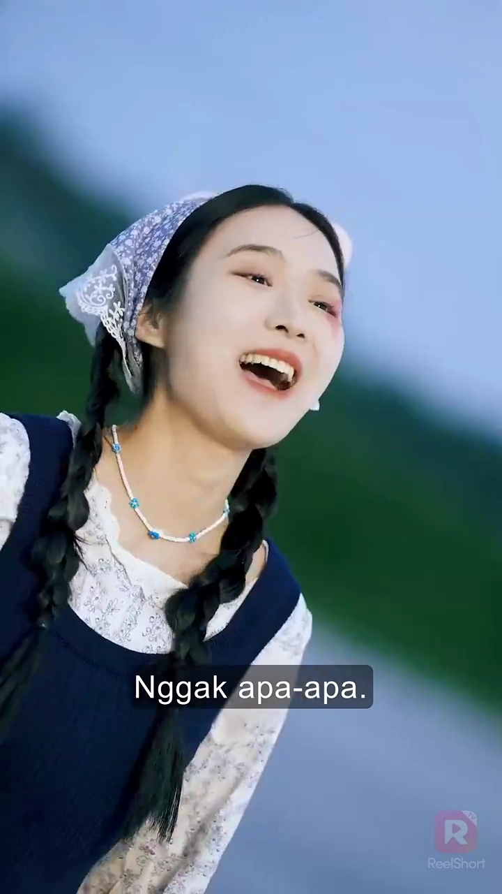 Istri CEO dengan Banyak Identitasfoto