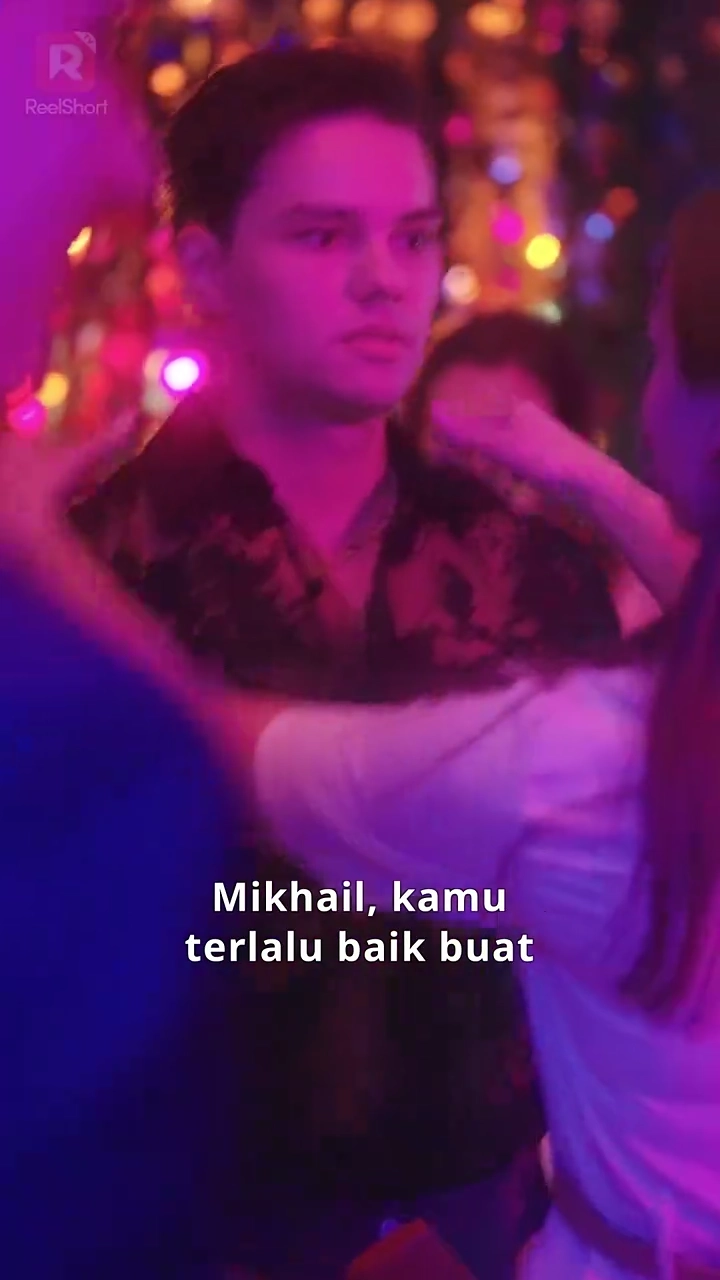 Jenderal Ayah Mantanku, Cinta Barukufoto