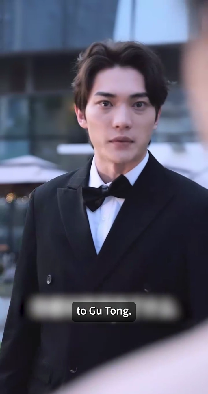 Mr. Ming, You Are Just a SubstitutePhoto