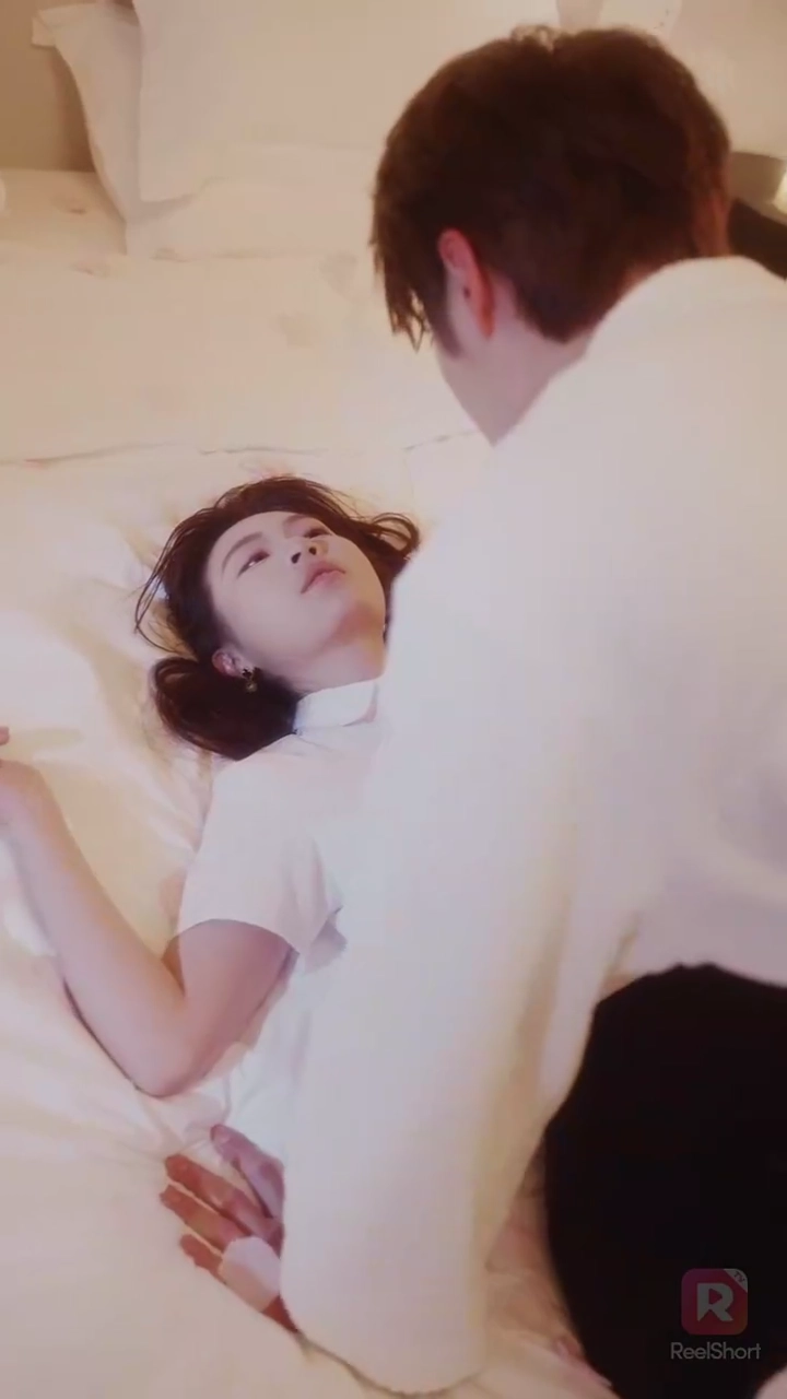 รักลวงในงานแต่งรูปภาพ