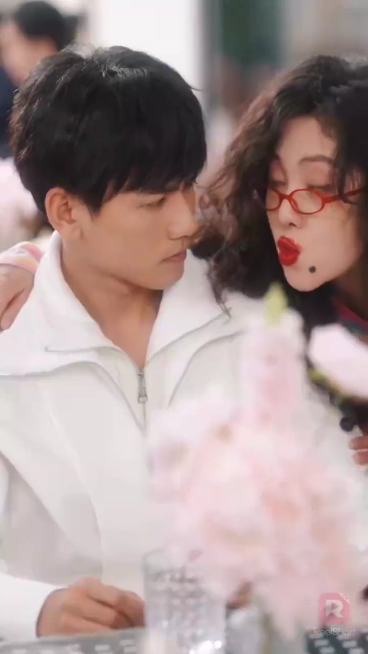 วิวาห์สายฟ้าแลบรูปภาพ