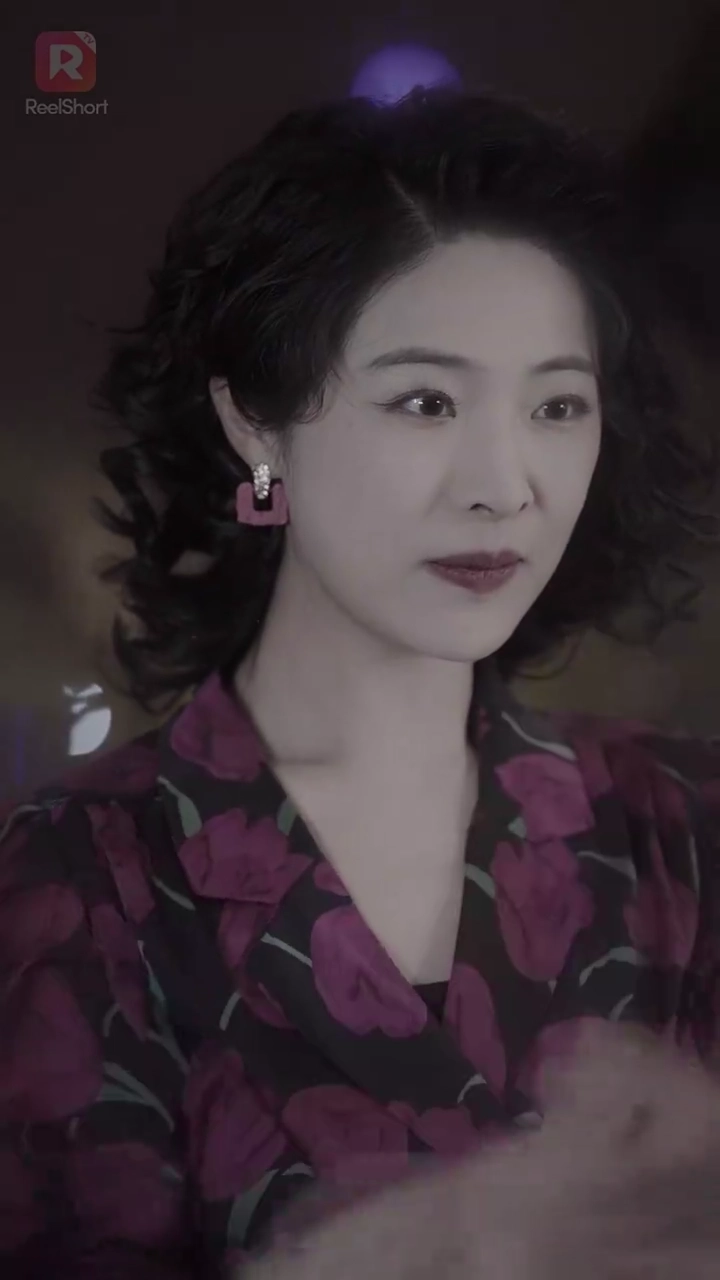 แม่ผู้เกิดใหม่สู้ เพื่อครอบครัวและความรักรูปภาพ