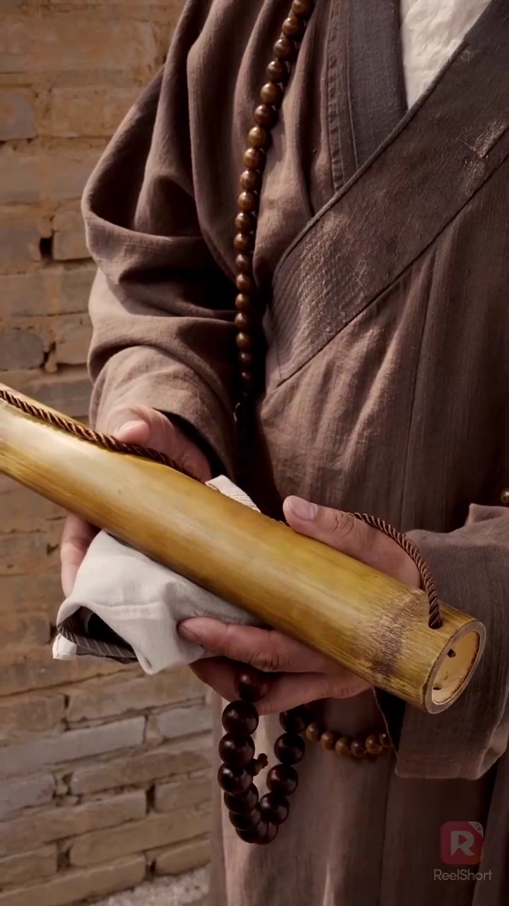 หญิงสาวผู้นำโชครูปภาพ