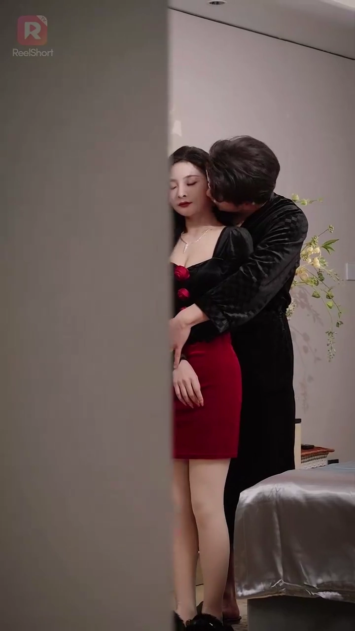 รักหลอกลวงรูปภาพ