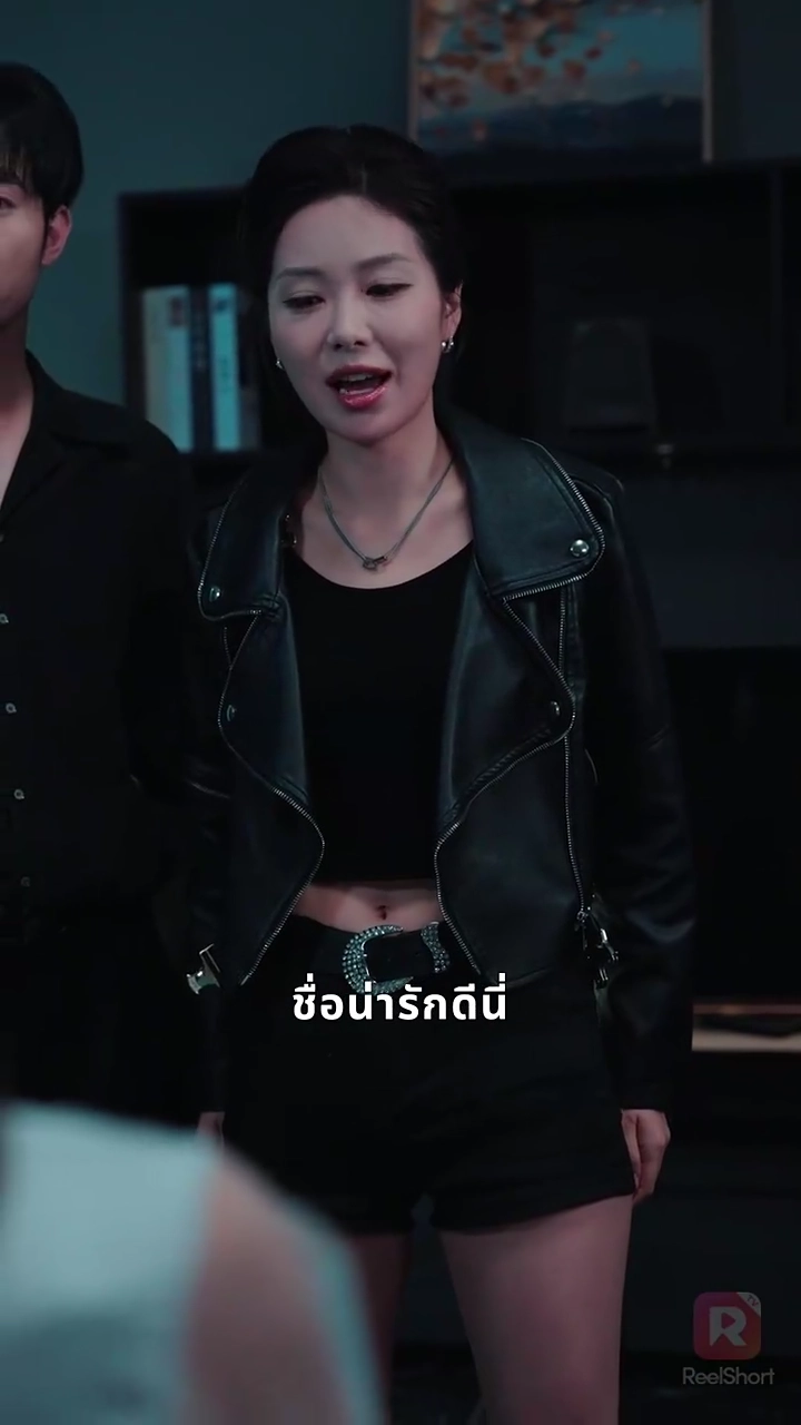 คู่หมั้นทรยศ จูงมือรัชทายาทรูปภาพ