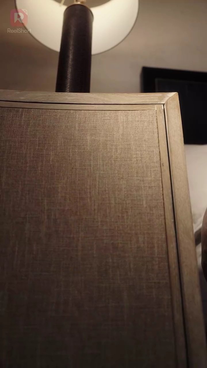 สายใยรักแห่งโชคชะตารูปภาพ