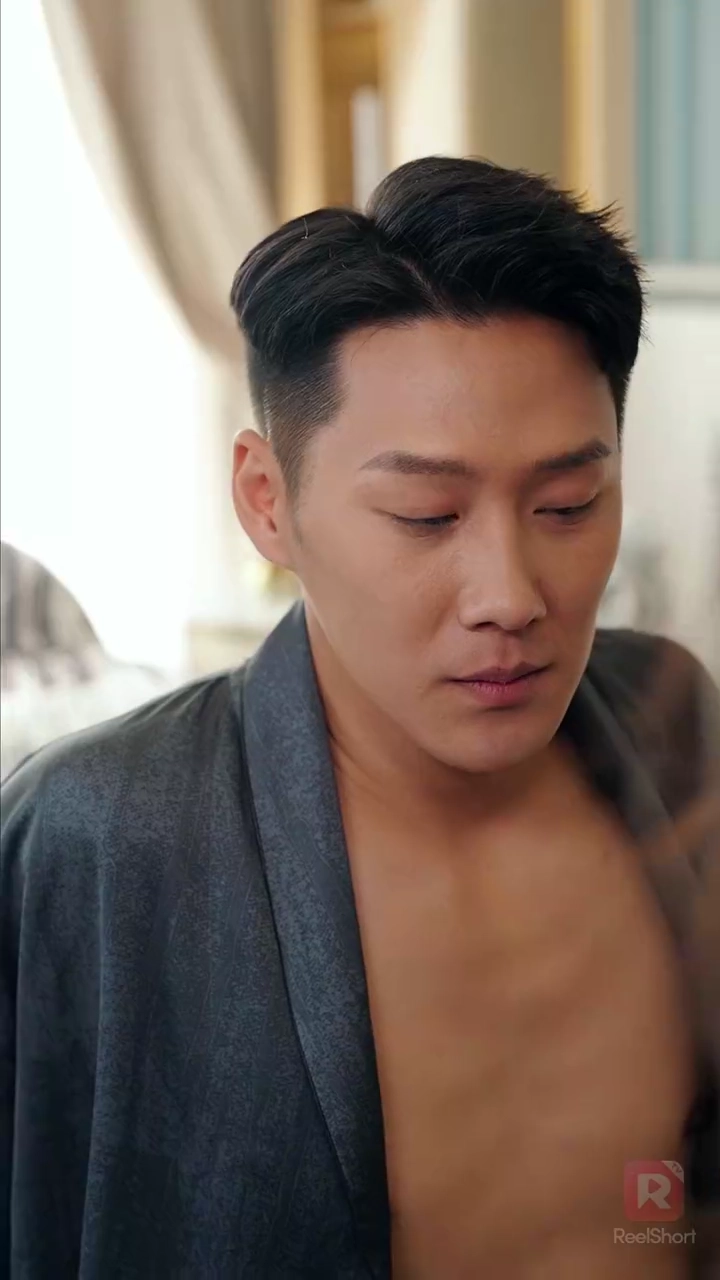 เขยไร้ค่าตื่นพลัง!  เซียนผู้ยิ่งใหญ่จุติรูปภาพ