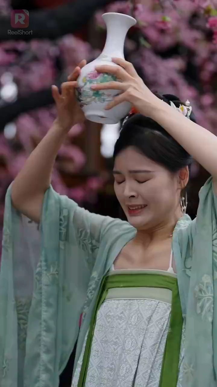 พันธนาการรักราชาอสรพิษรูปภาพ