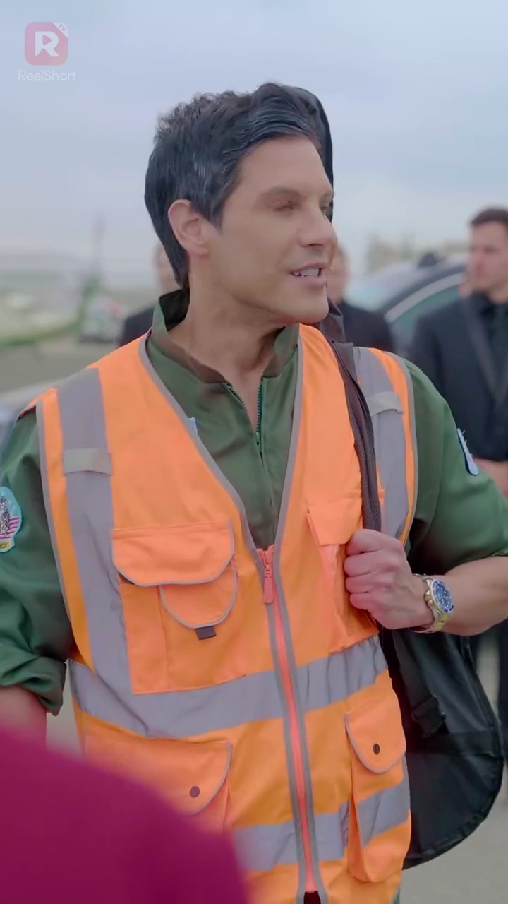 (พากย์) มหาเศรษฐีผู้หลบซ่อนบนฟากฟ้ารูปภาพ