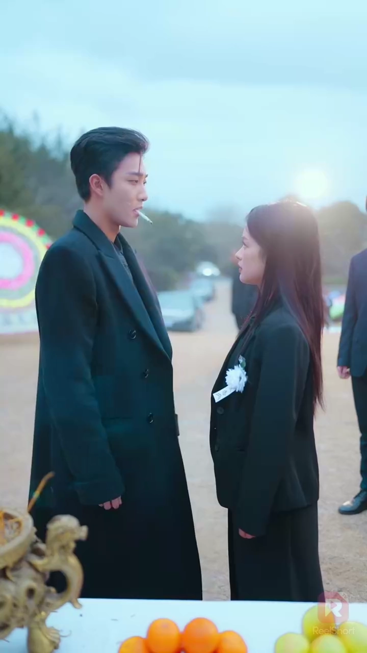 ยอมศิโรราบต่อเสน่ห์ของเธอรูปภาพ