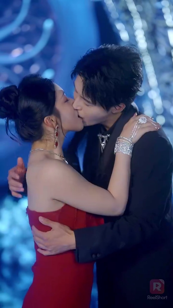 ถูกหักหลังในวันแต่งงาน ฉันเกิดใหม่เพื่อเอาคืนรูปภาพ