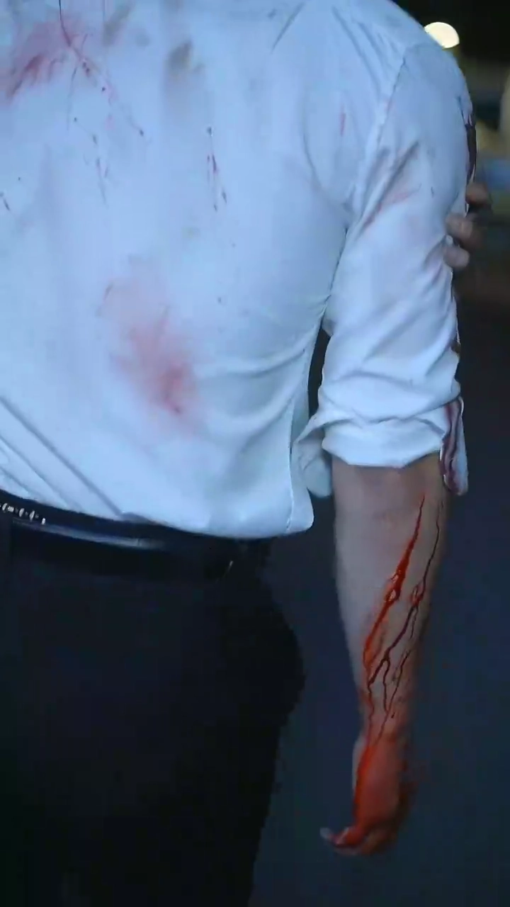 Aku Menyewa Miliarder Jadi Pacarfoto