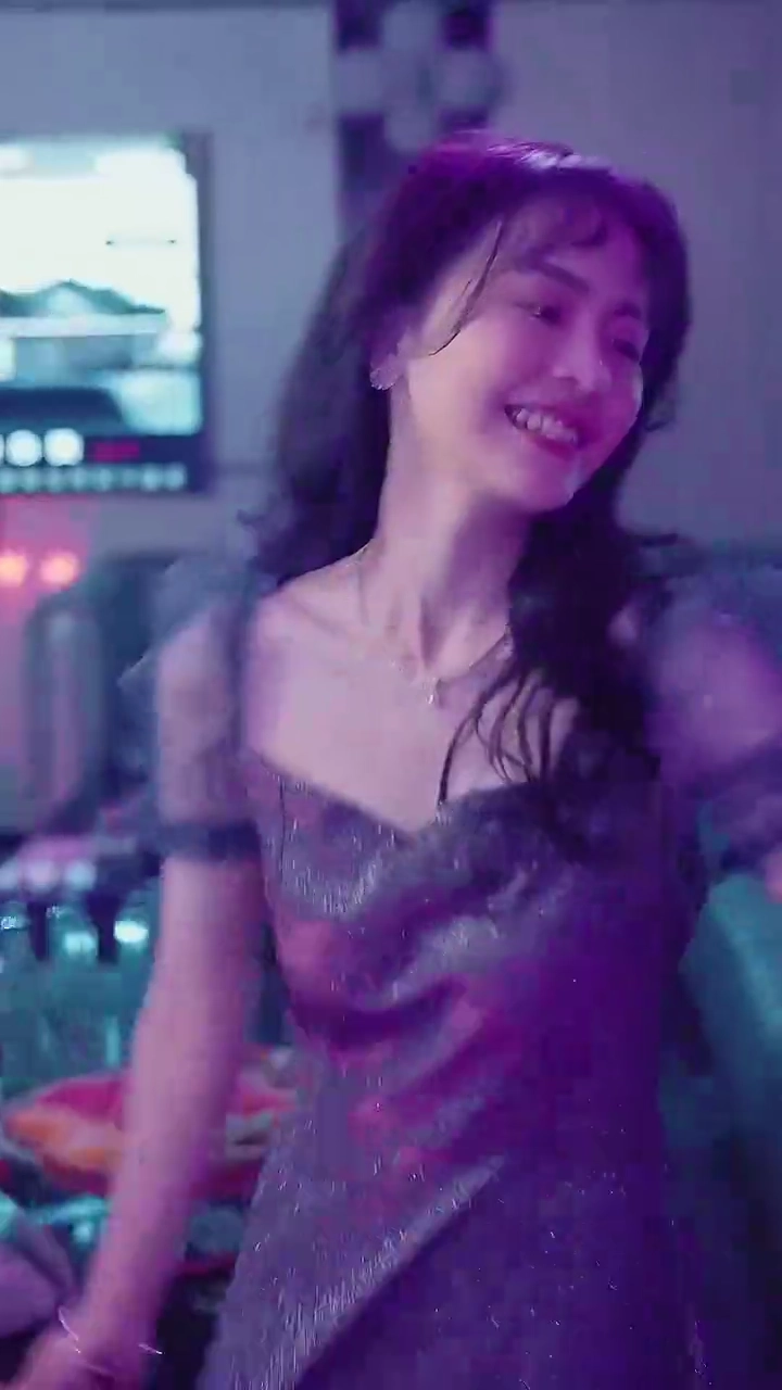 Suami Gigoloku Adalah Seorang Miliarderfoto