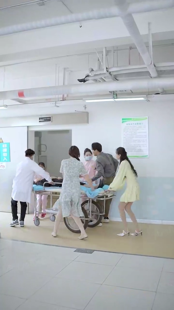 Suami Buaya Daratkufoto