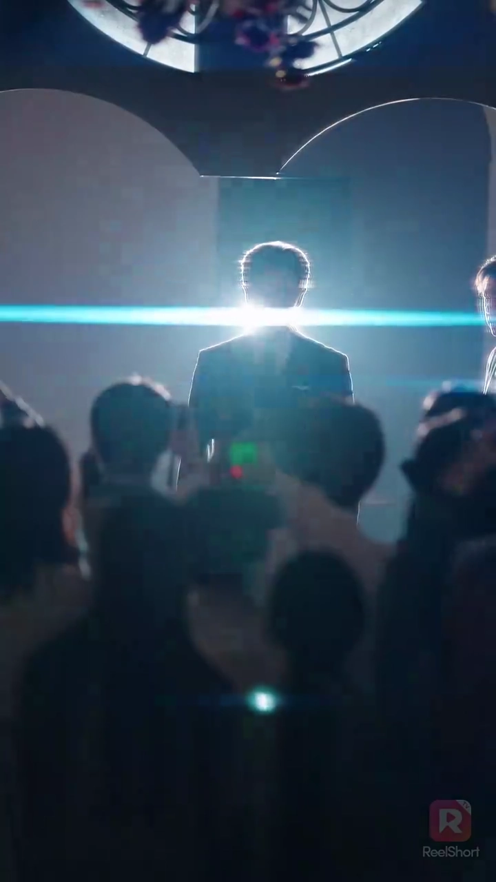 電撃婚の奥様はちょっとワイルド写真