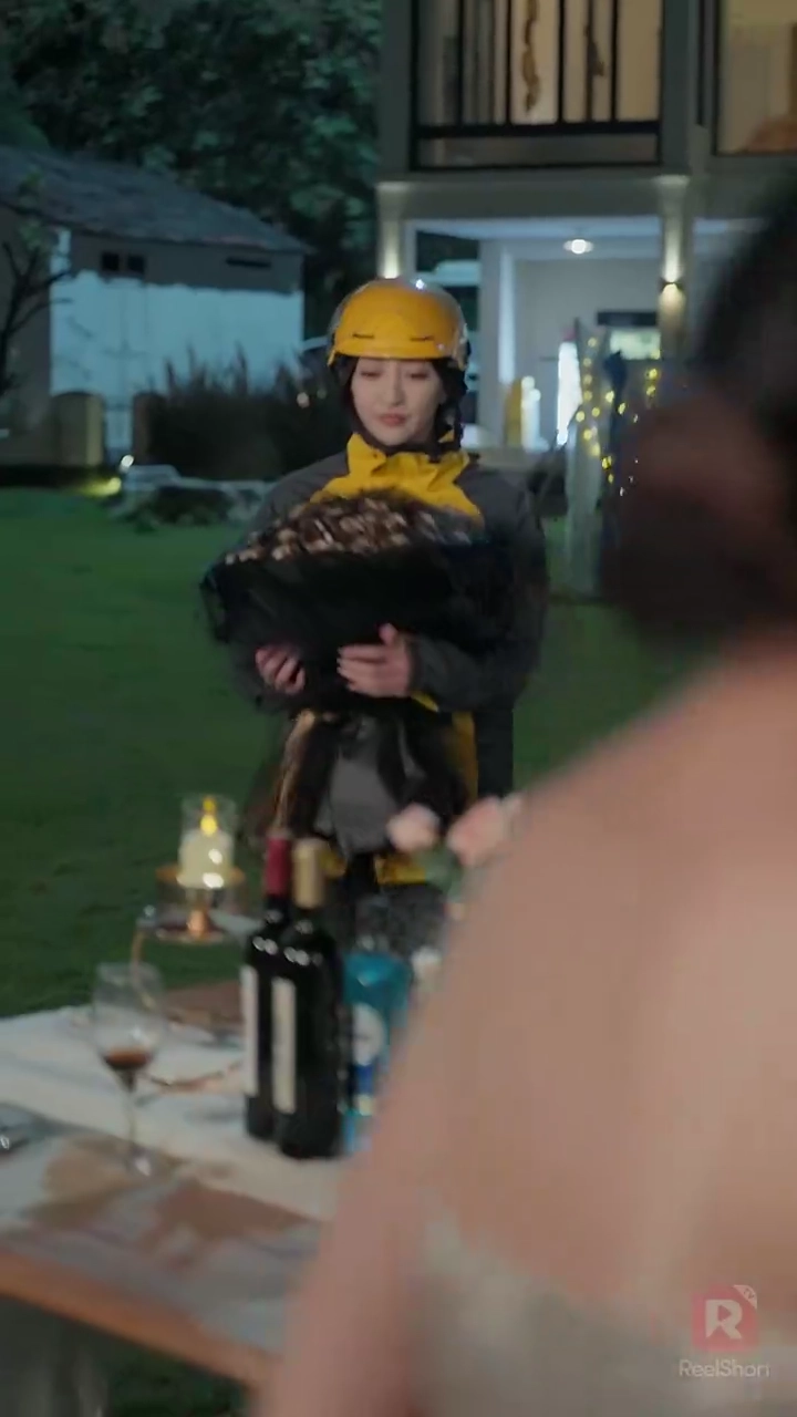 やり手奥様、冷徹な傅社長はまた涙する写真