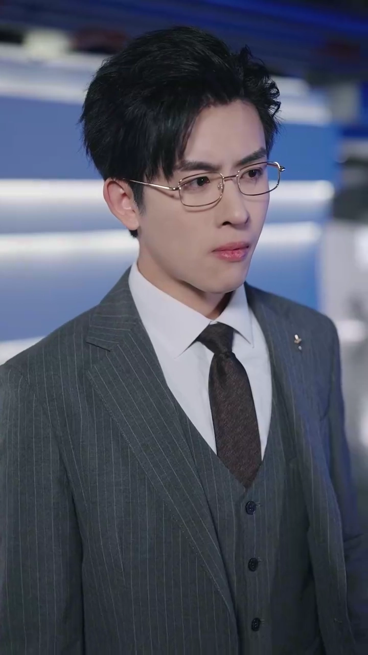 「十年の偽愛」崩壊の夜写真