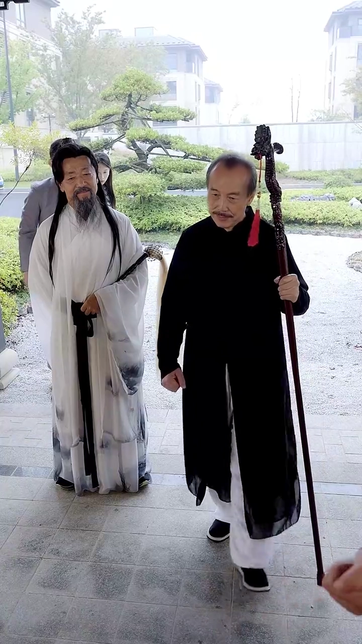 伝説の医聖、乞食に隠された真実写真