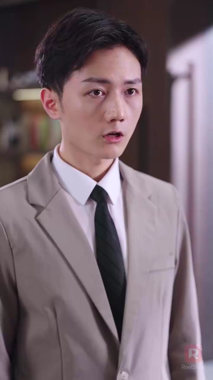 親友が私になりすまして、社長夫人に写真