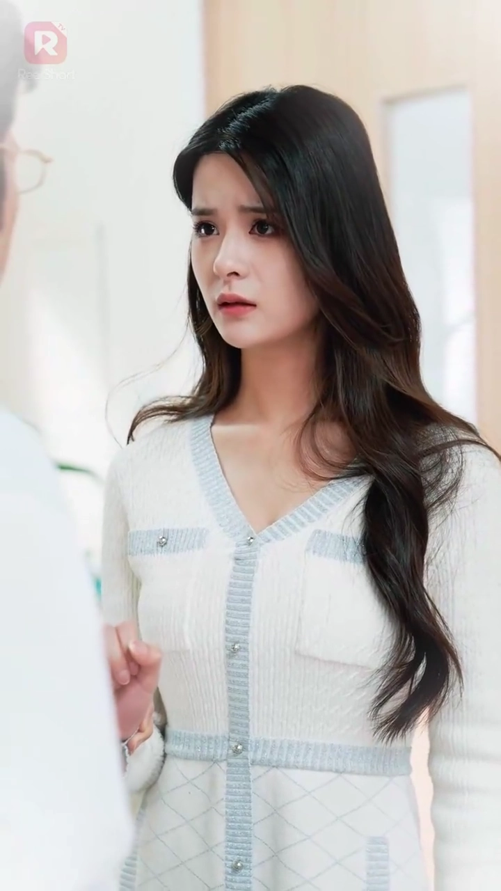 可愛い子ちゃん襲来!!再会のせつない秘密写真