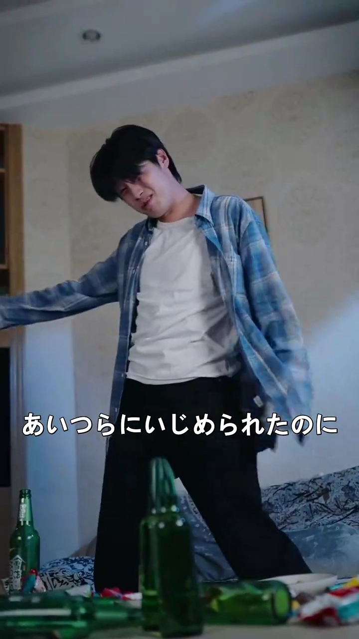 鏡が繋ぐ時空、俺は神になる写真