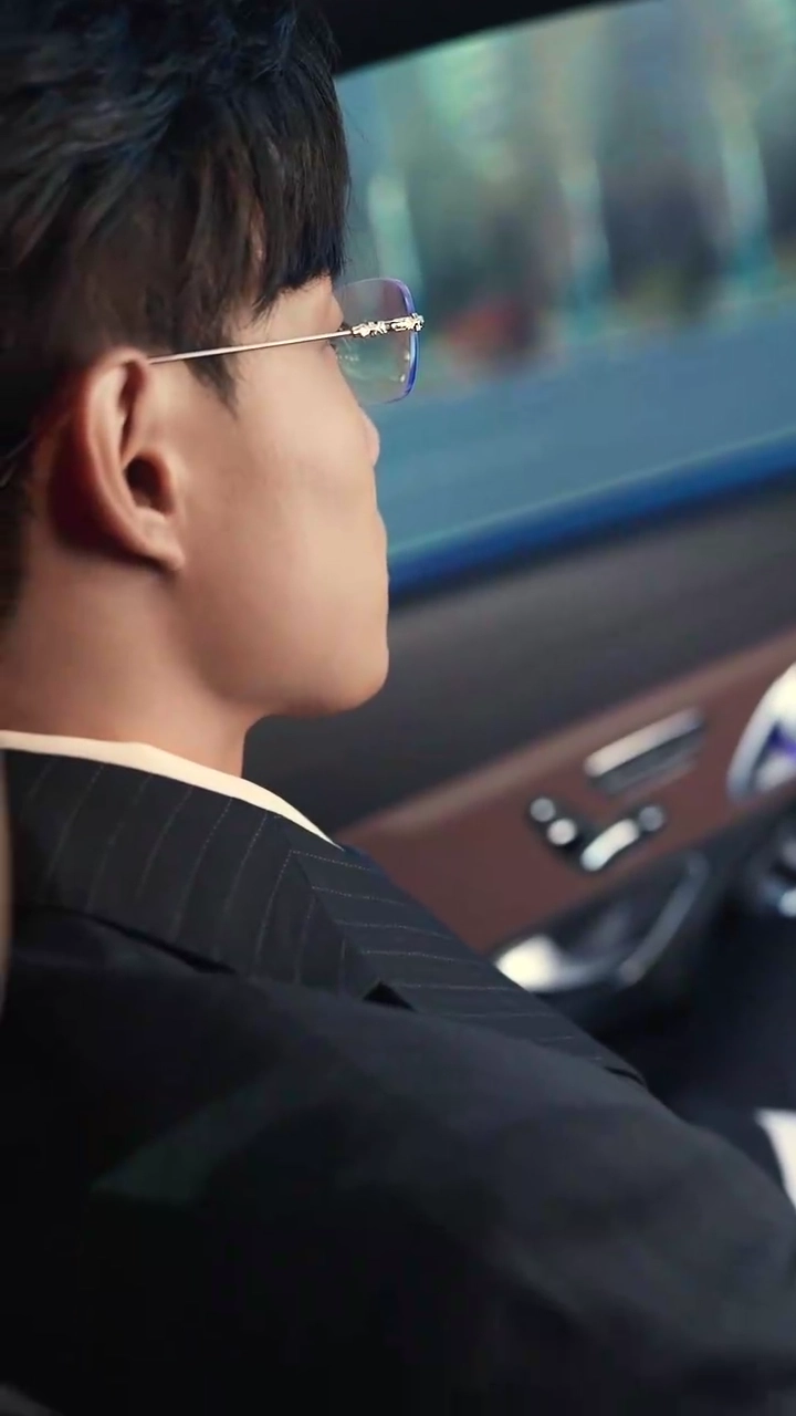 天から舞い降りた珠玉の妻写真