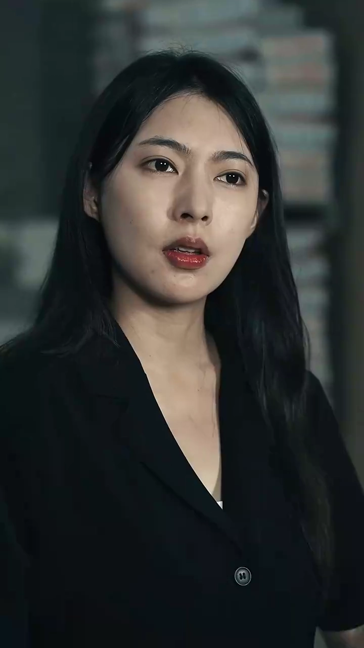 Rebirth: 黙示録を逆戻りさせる写真