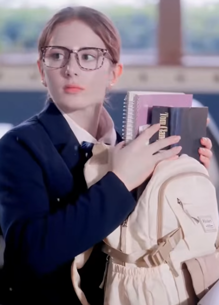 Kissing the Wrong Brother cast