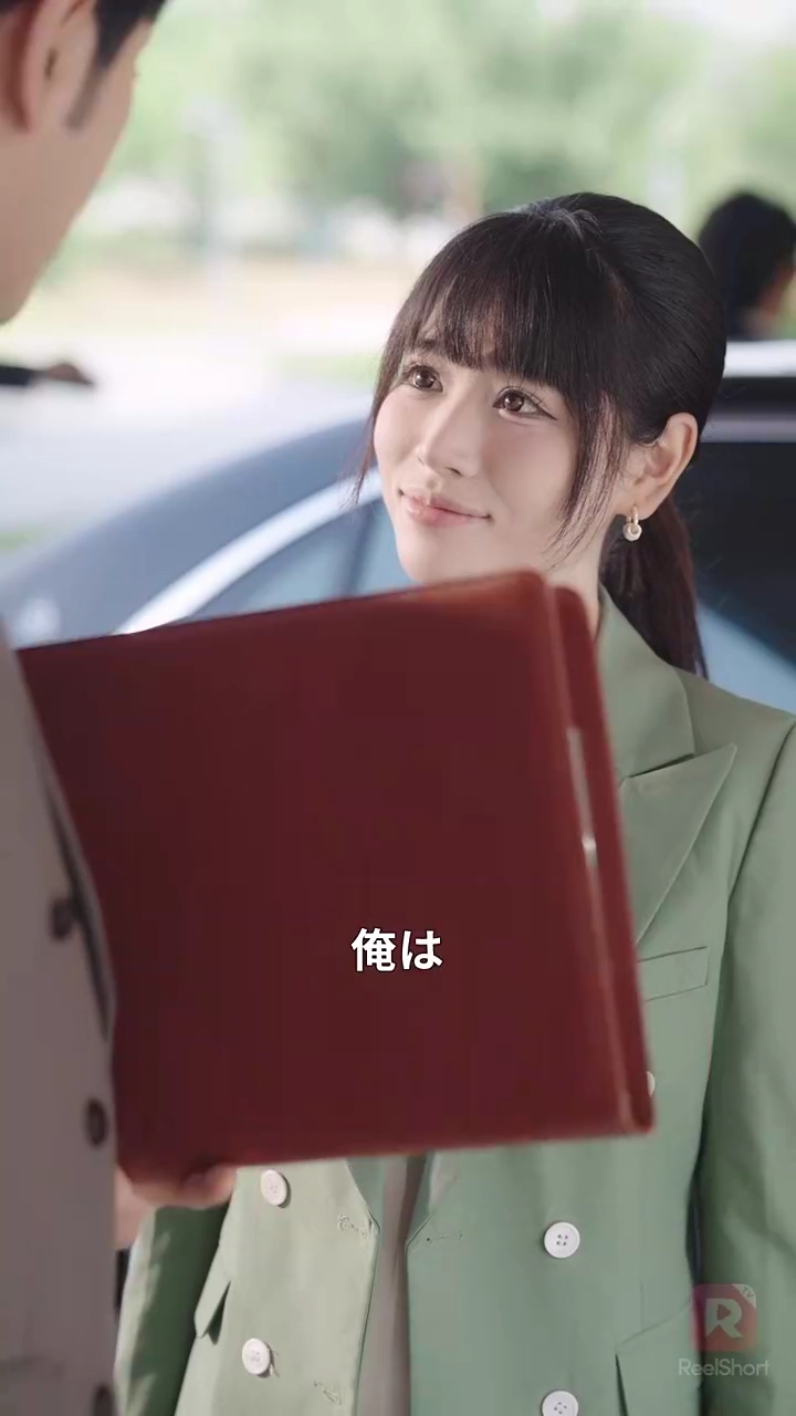 十年の愛は、幼馴染との一瞬に及ばない写真