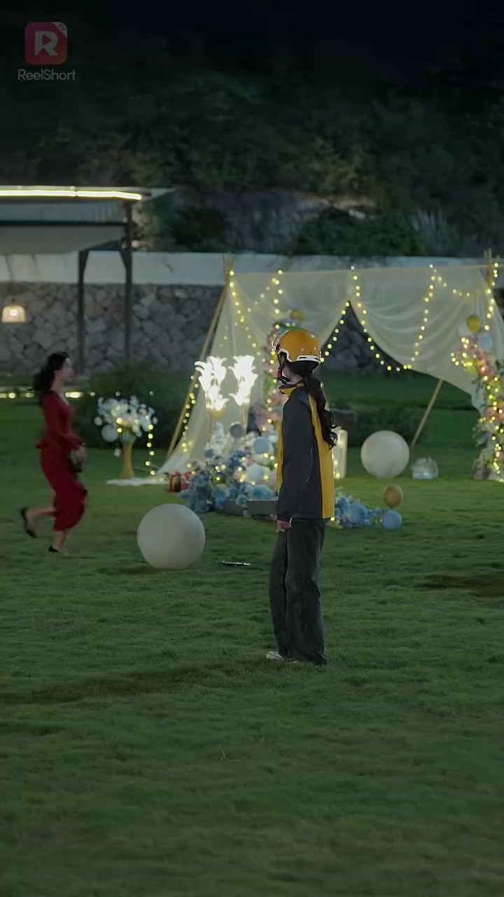 やり手奥様、冷徹な傅社長はまた涙する写真