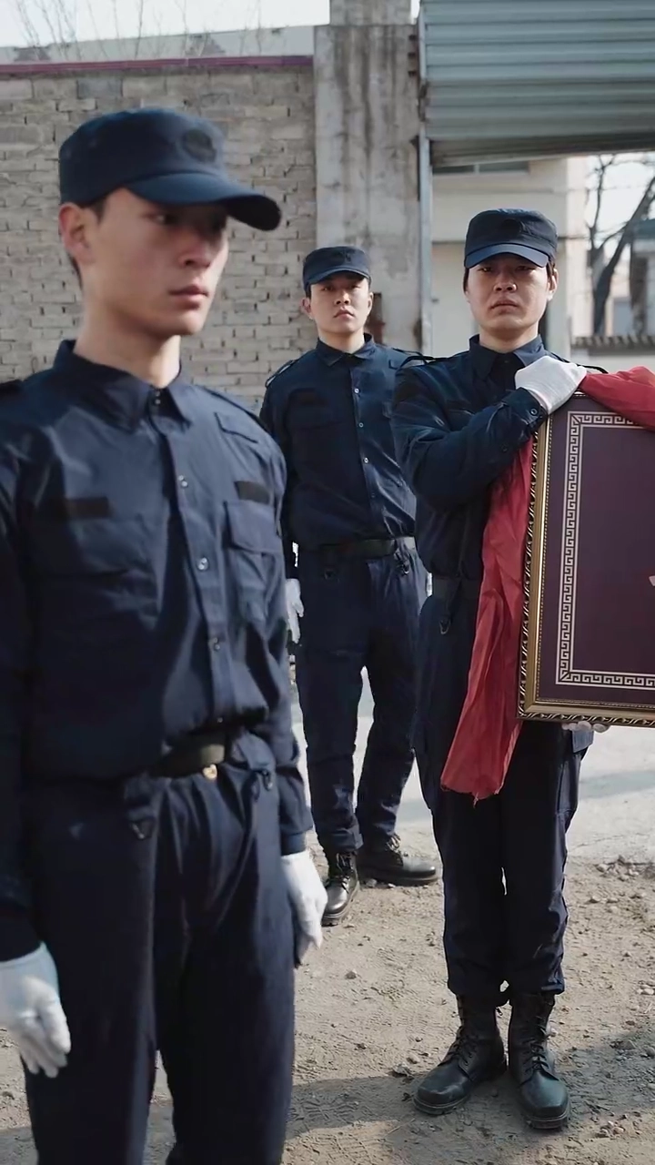 無双国士のゴミ拾い母写真