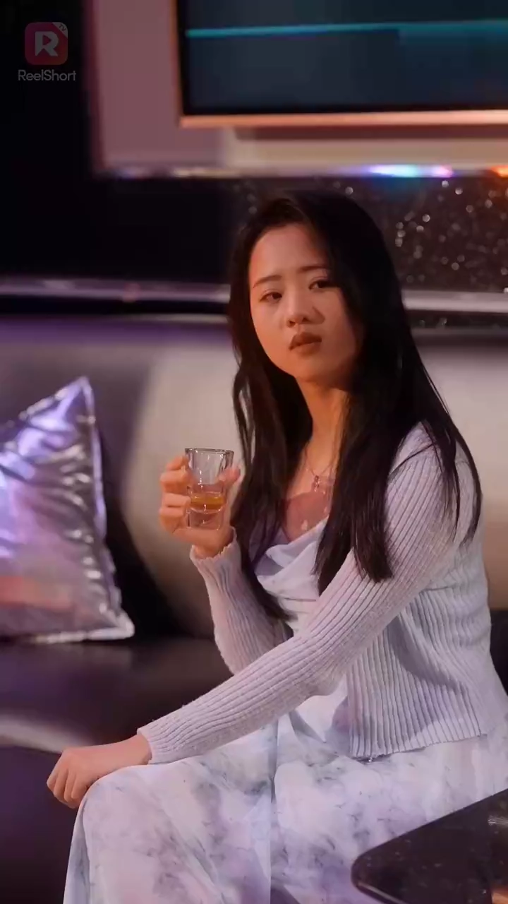 謎の大富豪との禁断の夜写真