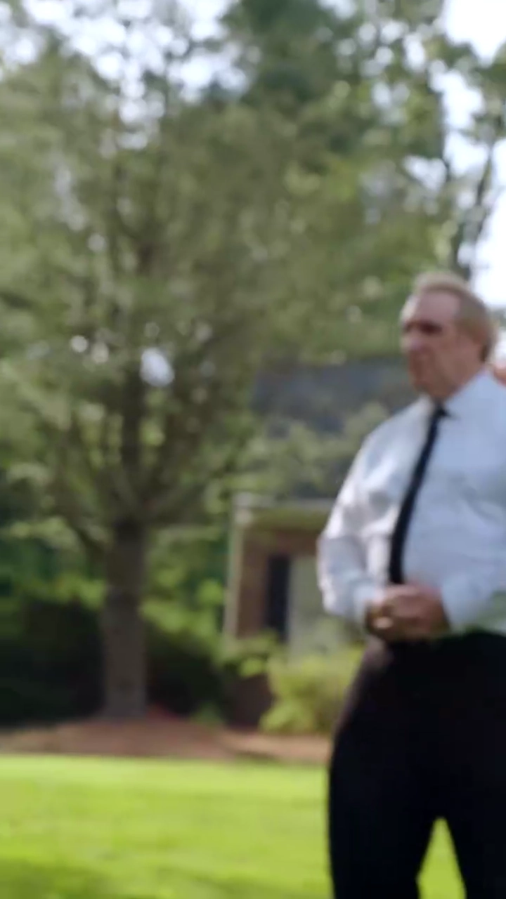 Surprise Vows with My CEO HusbandPhoto