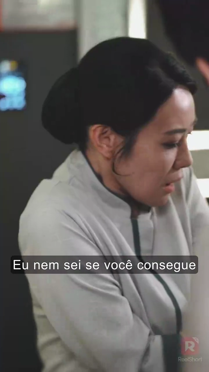 Grávida aos 40: O amor Inesperado do CEOFoto