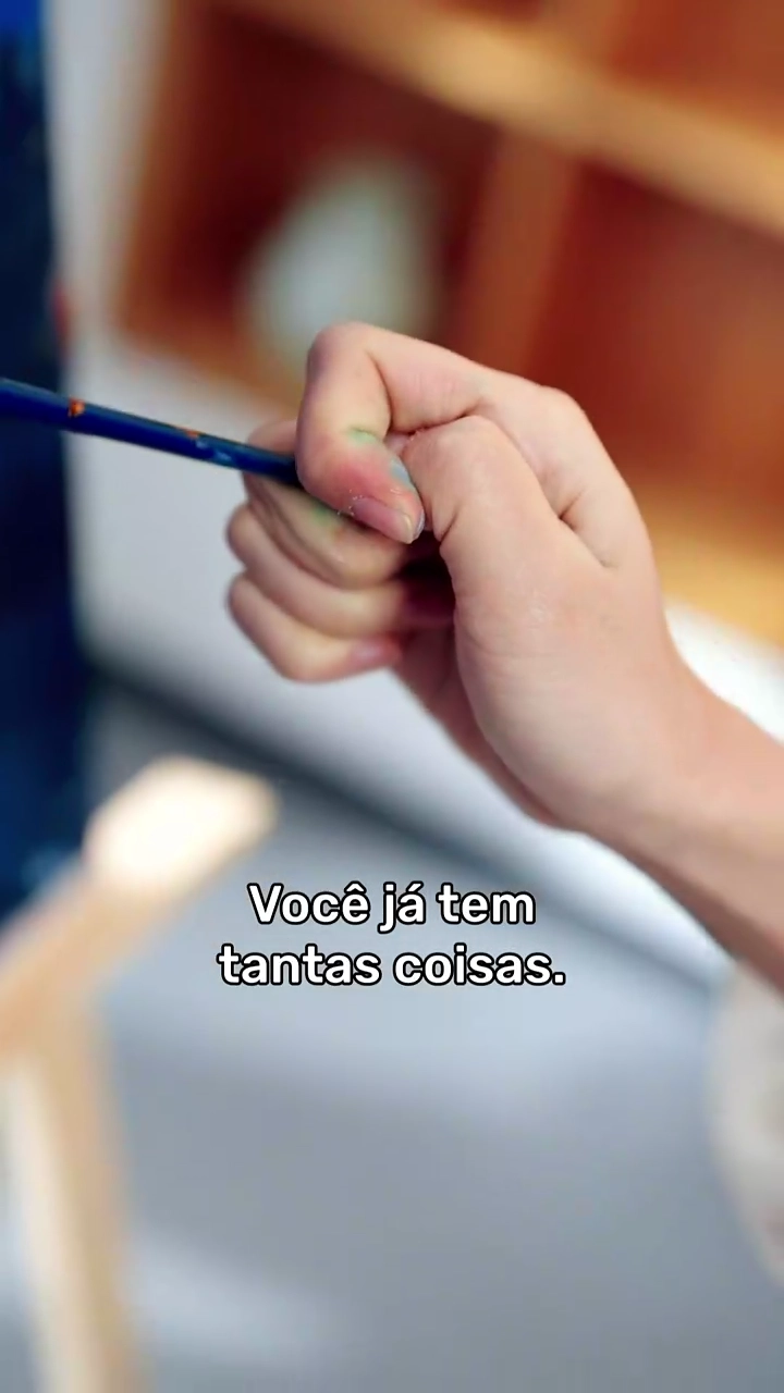 Reconstruída das Cinzas, Amada pela LuzFoto