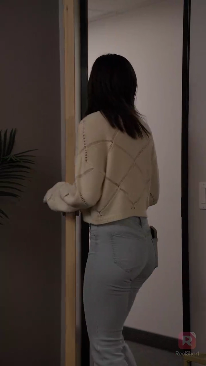 [dublado] A Substituta Virgem do BilionárioFoto